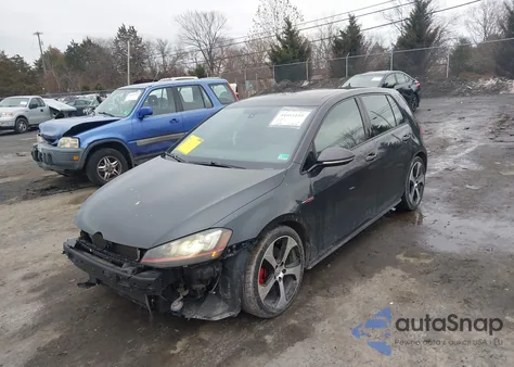 2015 Volkswagen Golf Gti 2.0T Autobahn 4-Door z USA, uszkodzony, nr VIN 3VW4T7AU6FM002440